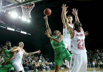 Darüşşafaka finalde!
