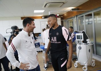 Mbappe'den Messi paylaşımı