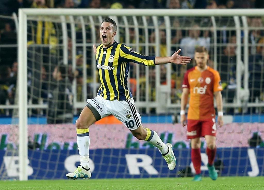 Fenerbahçe-Galatasaray karşılaşmasından kareler