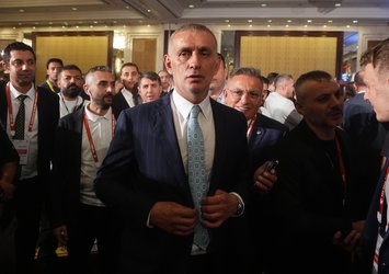Hacıosmanoğlu: "Tarihin en karakterli milli takımı!"