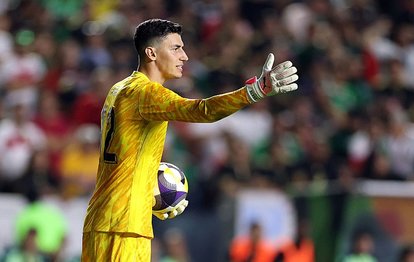 TRANSFER HABERİ: Trabzonspor’dan Berke Özer bombası!