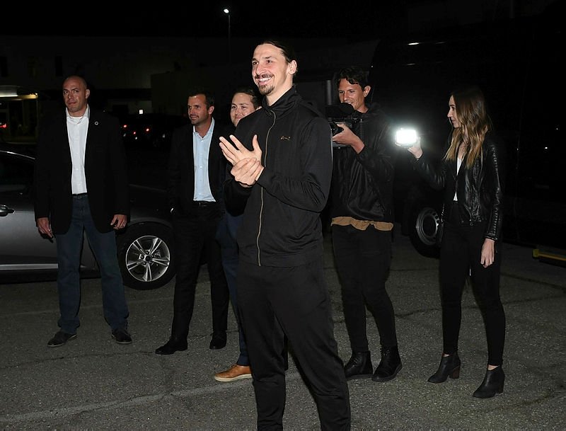 İbrahimovic’e coşkulu karşılama