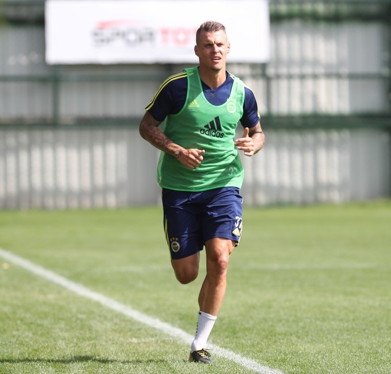 Martin Skrtel derbide oynayacak mı?