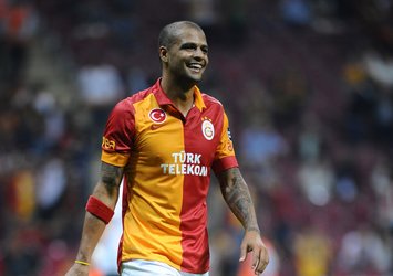 Melo, Hakan'ı G.Saray'a çağırdı!