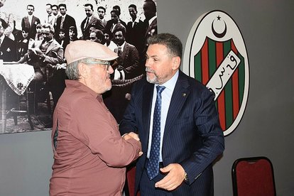 Karşıyaka’da Mustafa Reşit Akçay dönemi!