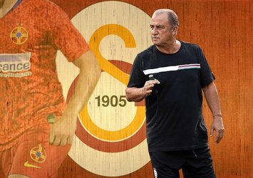 G.Saray'a sürpriz transfer! Fatih Terim...