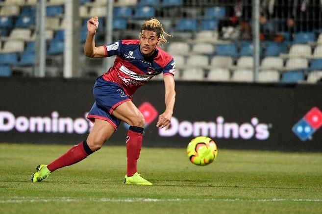 Fenerbahçe’den 4 transfer!
