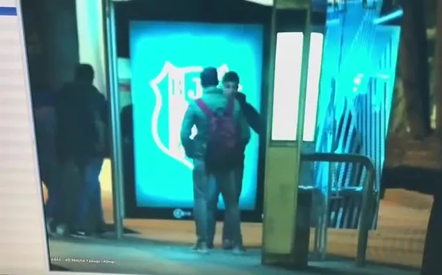 Vandallar yine iş başında