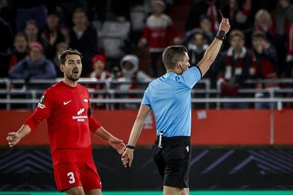 Brann, Fenerbahçe karşısında 10 kişi kaldı!