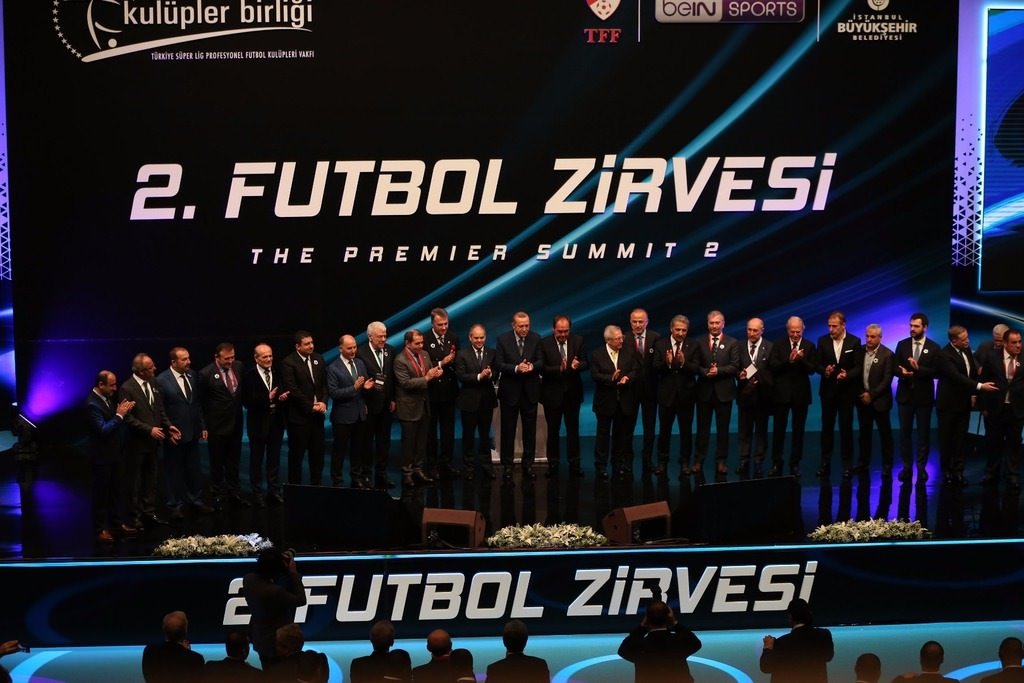 Cumhurbaşkanı Erdoğan küskünleri barıştırdı