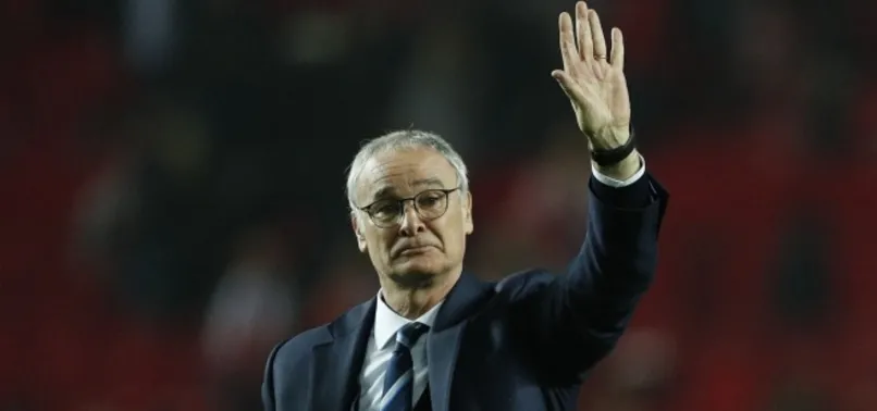 Fenerbahçeli taraftarlardan Claudio Ranieri'ye mesaj var
