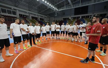 Beşiktaş hentbolda tüm kupalara talip!