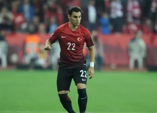Fenerbahçe Kaan Ayhan’ı istedi!