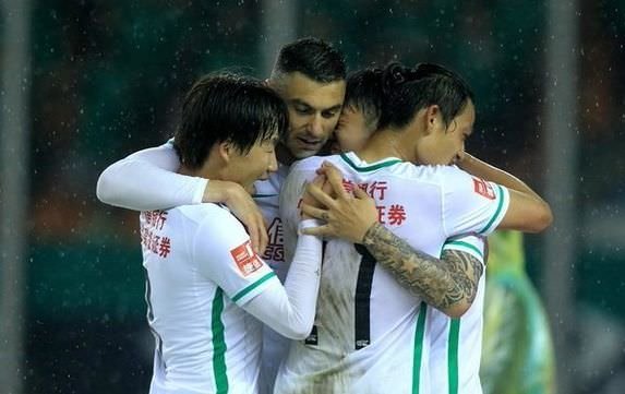 Burak Yılmaz için Beşiktaş’la konuşabiliriz