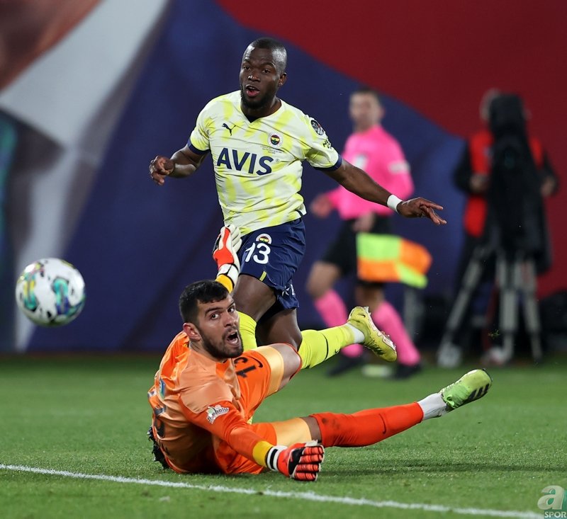 Arda Güler’i gördü gözyaşlarını tutamadı! İşte Ümraniyespor - Fenerbahçe maçından kareler