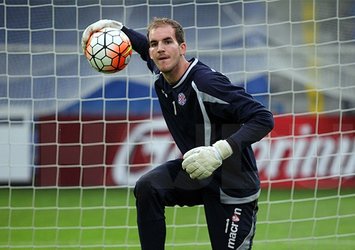 Galatasaray'da sürpriz kaleci atağı