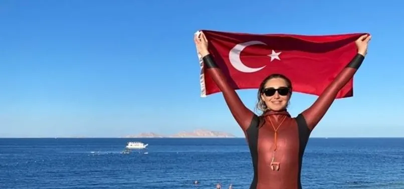 Şahika Ercümen'den '100. Yıl' dalışı