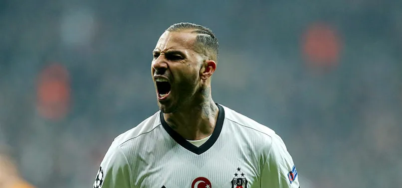 Beşiktaşlı yıldız Quaresma gitti gidiyor