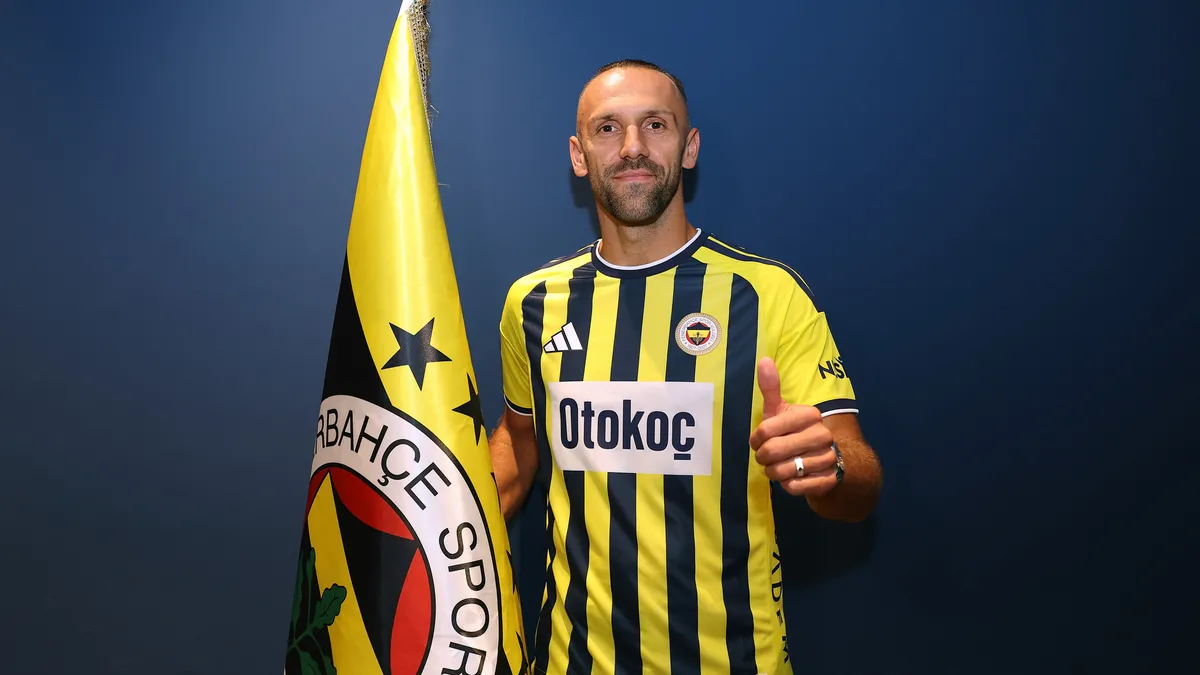 Fenerbahçe, Vedat Muriqi'i resmen açıkladı!
