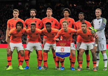 Hollanda'nın EURO 2020 kadrosu açıklandı