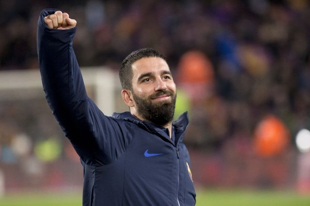 Arda Turan, Galatasaray’a gelmek istiyor