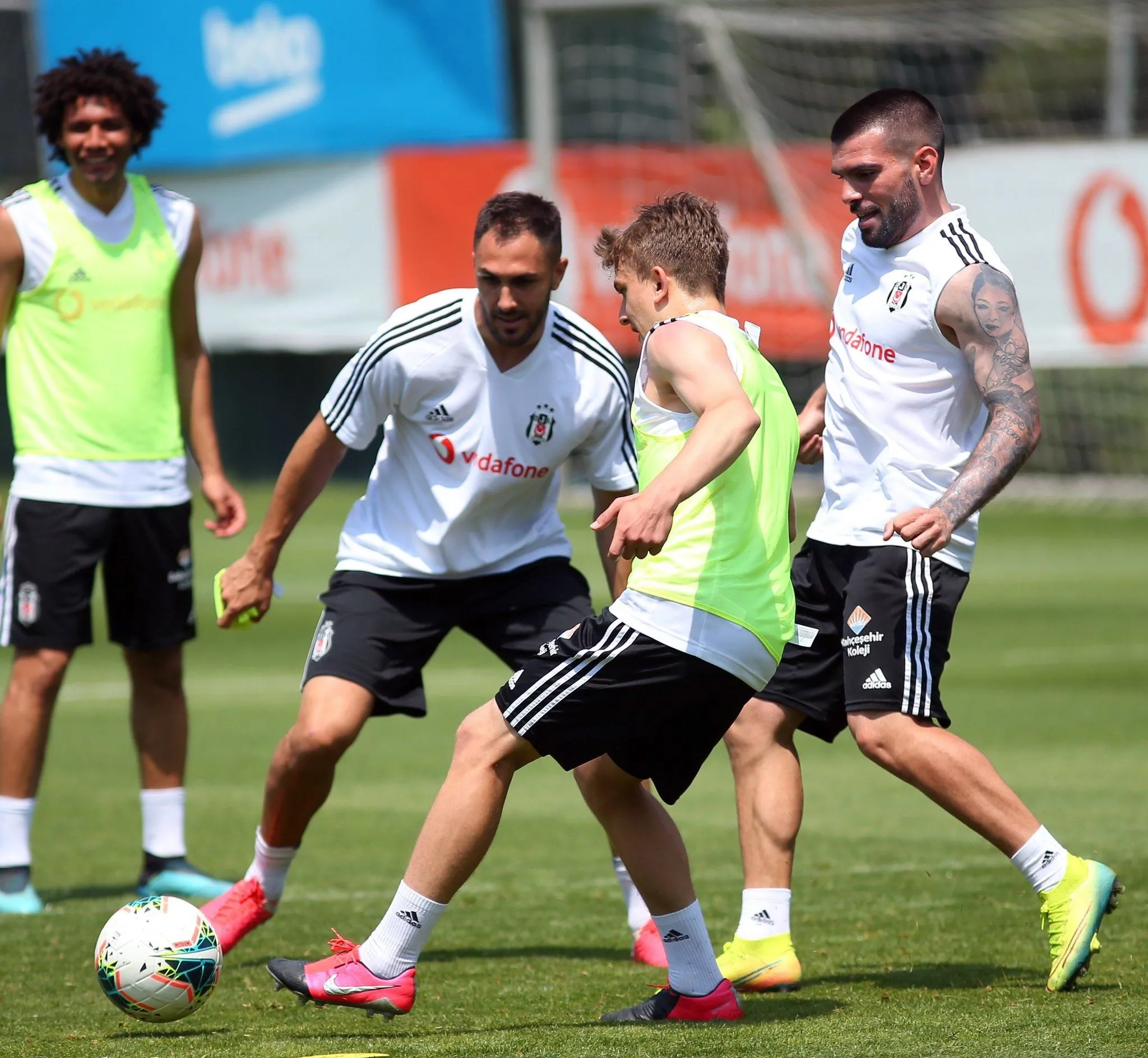 Beşiktaş'a N'Koudou müjdesi! - 2
