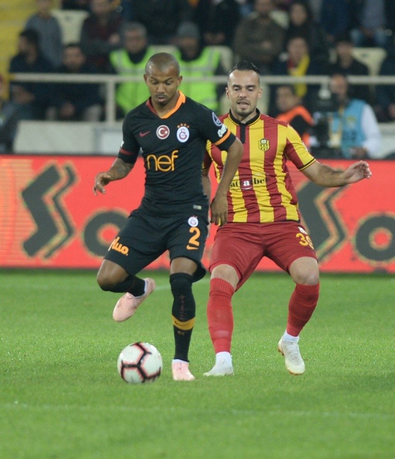 Mariano’ya çifte kıskaç