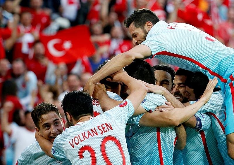 Dünya Çek Cumhuriyeti - Türkiye maçını konuşuyor