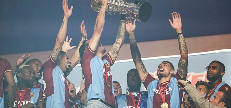 İşte Trabzonspor'un şampiyonluk forması!