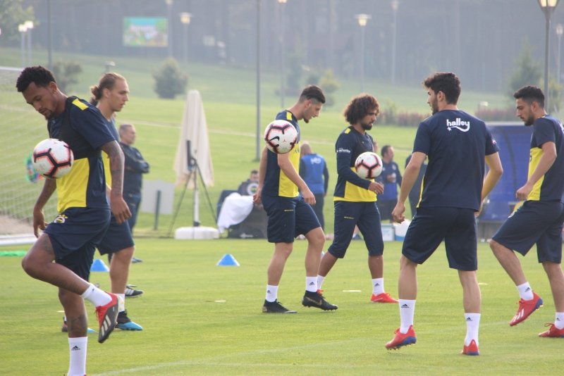 Max Kruse göz doldurdu