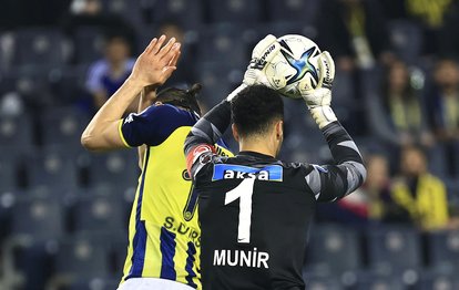 Fenerbahçe - Hatayspor maçında bir penaltı kararı daha! Serdar Dursun yerde kaldı
