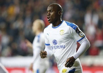 Süper Lig'in iki flaş ismi Antalyaspor'da!