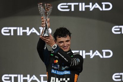 Formula 1’de şampiyon Norris!