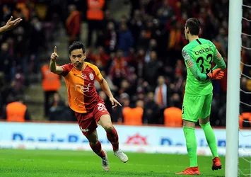 Küçük dev adam