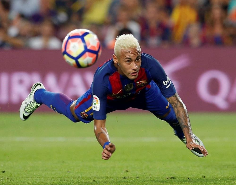 Neymar, 40 milyon Euro’luk teklifi reddetti!