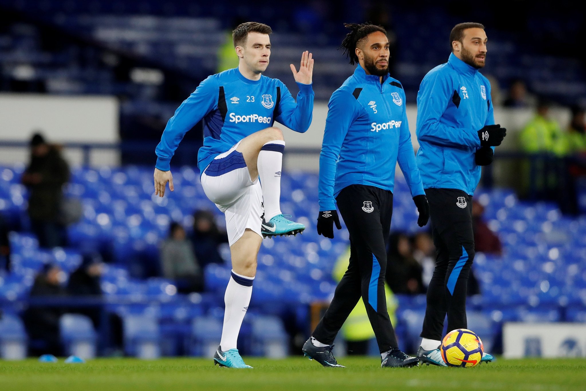 Cenk Tosun’dan geri dönüş sinyali