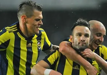 Skrtel'in 'asistanı' Valbuena