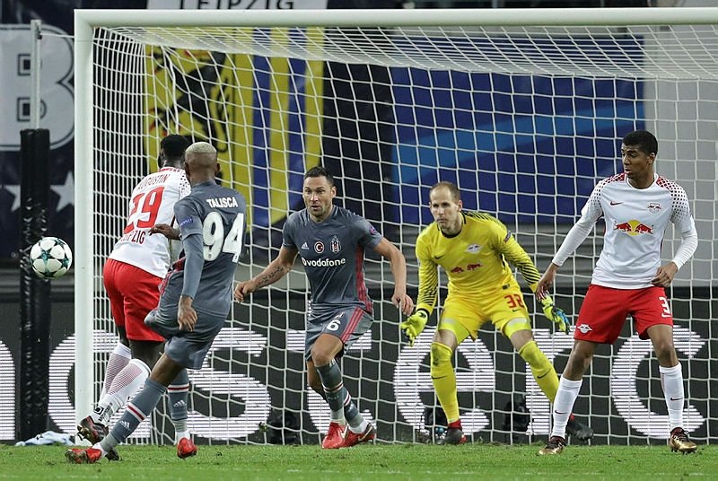 Beşiktaş, devleri gerisinde bıraktı!