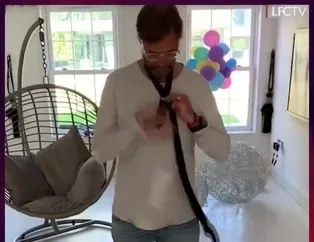 Jürgen Klopp kravat bağlamayı böyle öğrendi!
