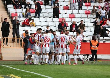 Onvo Antalyaspor 3 puanı kaptı!