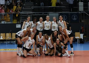 VakıfBank set vermeden kazandı!