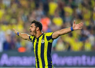 Mehmet Ekici penaltıya bakamadı!
