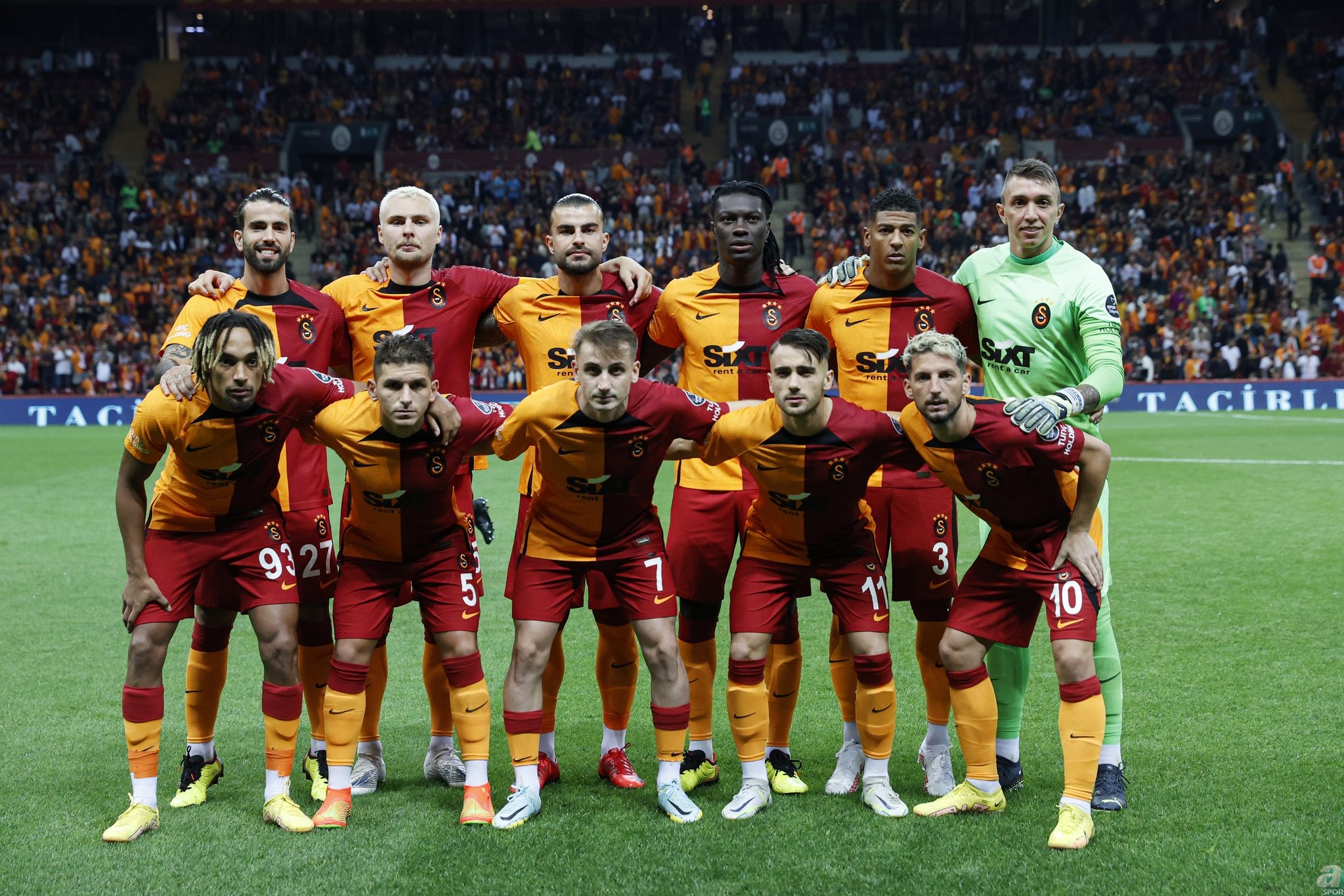 Galatasaray’dan bir bomba hamle daha! Fırsat transferi Premier Lig’den gelecek