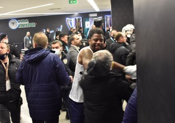 Maç bitti ortalık karıştı! İşte o kareler