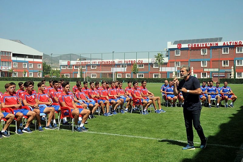 Altınordu’dan Aykut Kocaman’lı açılış