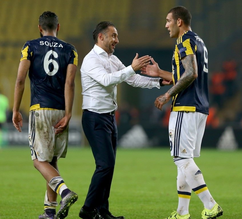 Fenerbahçe’den Kadıköy’de tarihi zafer