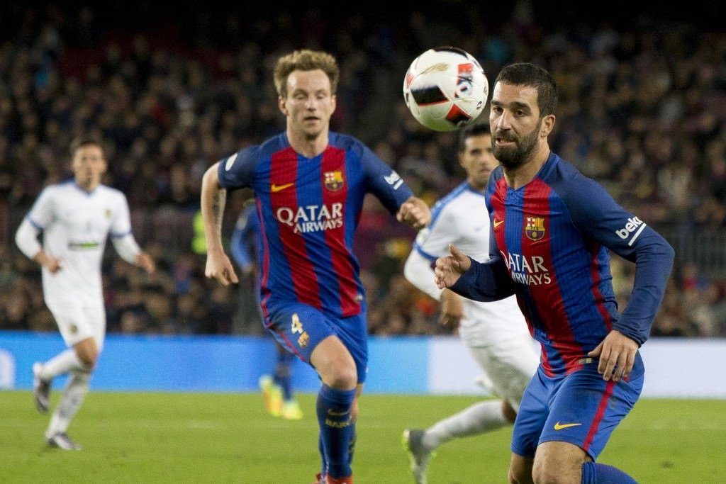 Arda Turan’a Çin’den servet