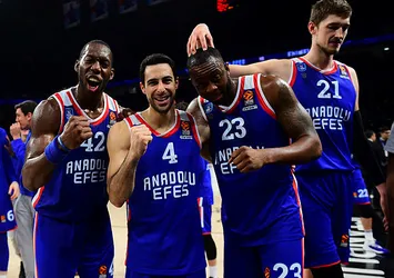 Anadolu Efes Litvanya deplasmanında