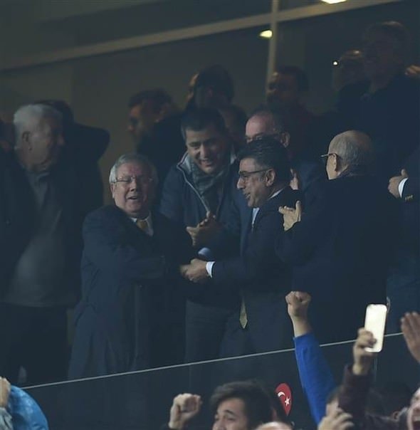 Aziz Yıldırım havalara uçtu