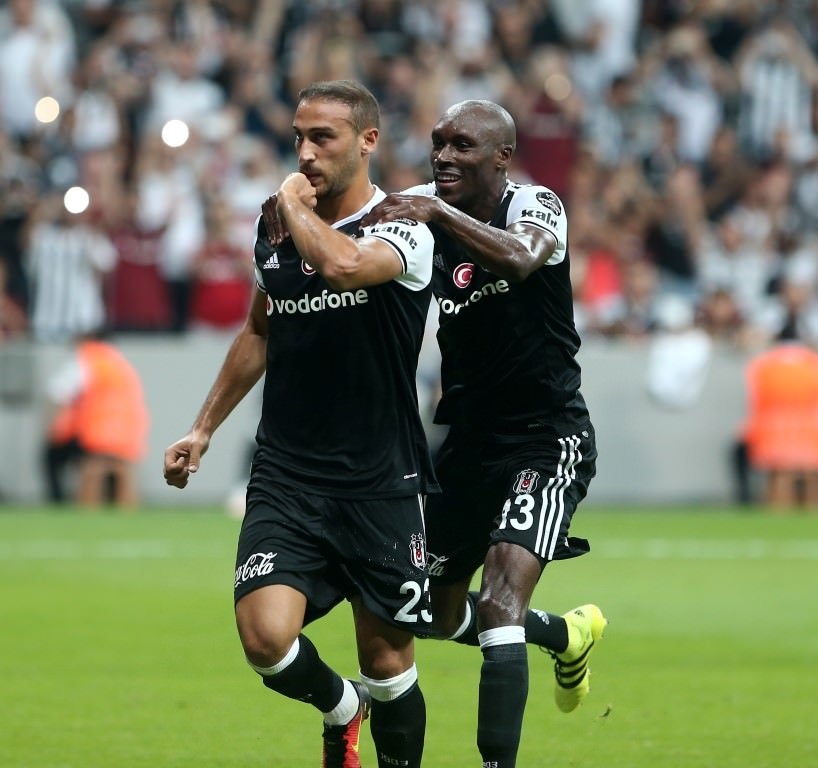 Atiba’dan Beşiktaş için büyük jest!